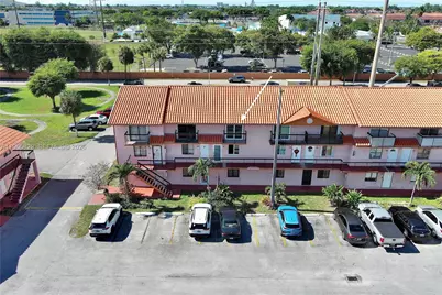 2162 W 60th St #14203, Hialeah, FL 33016 - Photo 2