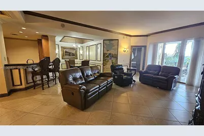 16102 Emerald Estates Dr #306, Weston, FL 33331 - Photo 6