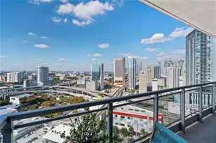 90 SW 3rd St, Miami, FL 33130 - Photo 36