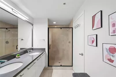 90 SW 3rd St #2706, Miami, FL 33130 - Photo 28