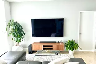 350 S Miami Ave, Miami, FL 33130 - Photo 8