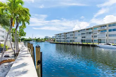 427 Golden Isles Dr #16F, Hallandale Beach, FL 33009 - Photo 20