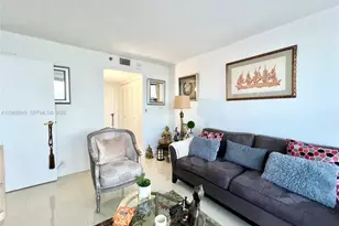 7601 E Treasure Dr, North Bay Village, FL 33141 - Photo 20