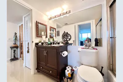 7601 E Treasure Dr #1817, North Bay Village, FL 33141 - Photo 12