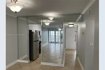 7981 S French Dr #2-101, Pembroke Pines, FL 33024 - Photo 4