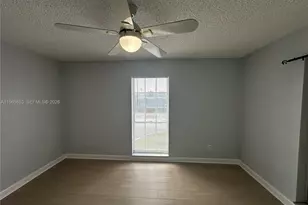 7981 S French Dr, Pembroke Pines, FL 33024 - Photo 8