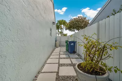 11465 SW 60th St, Miami, FL 33173 - Photo 34