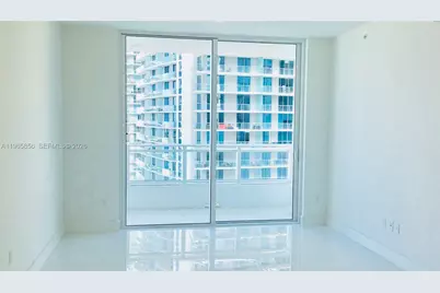 1080 Brickell Ave #2607, Miami, FL 33131 - Photo 6