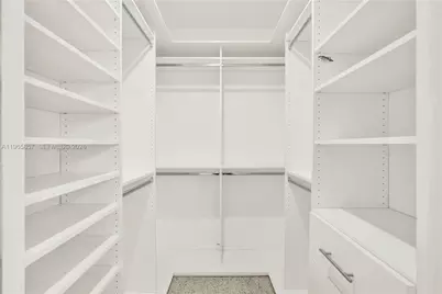 606 SW 58th Ct, Miami, FL 33144 - Photo 16