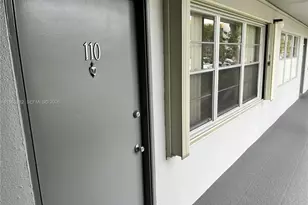 13250 SW 4th Ct, Pembroke Pines, FL 33027 - Photo 20