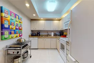 2500 Parkview Dr, Hallandale Beach, FL 33009 - Photo 4