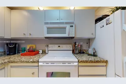 2500 Parkview Dr #417, Hallandale Beach, FL 33009 - Photo 8