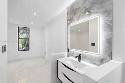 1644 NW 8th Ter, Miami, FL 33125 - Photo 24