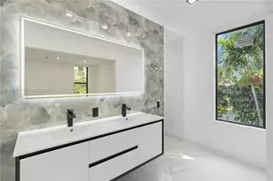 1644 NW 8th Terrace, Miami, FL 33125 - Photo 46