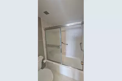 1980 S Ocean Dr #22G, Hallandale Beach, FL 33009 - Photo 22