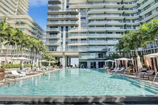 121 NE 34th St, Miami, FL 33137 - Photo 14
