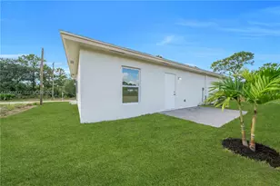 2801 42nd St W, Lehigh Acres, FL 33972 - Photo 12