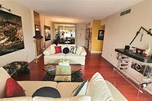 1985 S Ocean Dr, Hallandale Beach, FL 33009 - Photo 10