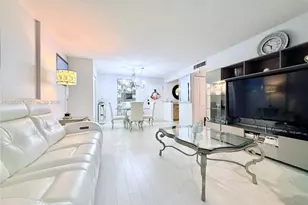 6000 NE 22nd Way, Fort Lauderdale, FL 33308 - Photo 2