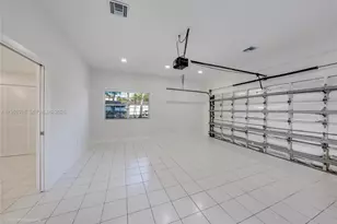 52 Camden Dr, Bal Harbour, FL 33154 - Photo 36