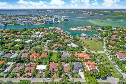 52 Camden Dr, Bal Harbour, FL 33154 - Photo 38