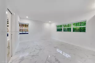 52 Camden Dr, Bal Harbour, FL 33154 - Photo 32