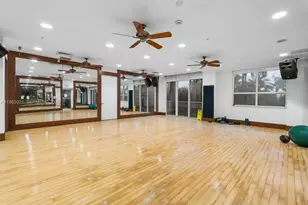 19501 W Country Club Dr, Aventura, FL 33180 - Photo 18