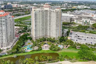 19501 W Country Club Dr, Aventura, FL 33180 - Photo 20