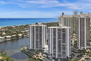 20515 E Country Club Dr, Aventura, FL 33180 - Photo 2