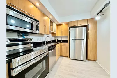 20515 E Country Club Dr #1642, Aventura, FL 33180 - Photo 4