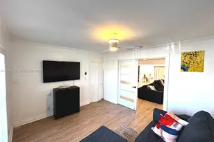 4905 Bayberry Ln, Tamarac, FL 33319 - Photo 10