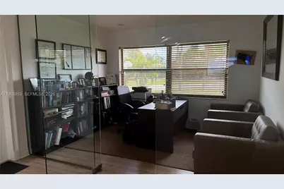 4905 Bayberry Ln, Tamarac, FL 33319 - Photo 14
