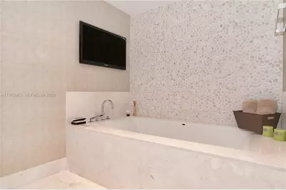 17121 Collins Ave #1707, Sunny Isles Beach, FL 33160 - Photo 28