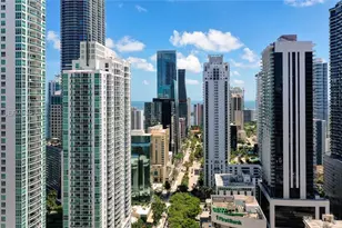 68 SE 6th St, Miami, FL 33131 - Photo 30