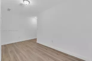 2176 NW 64th St, Miami, FL 33147 - Photo 6