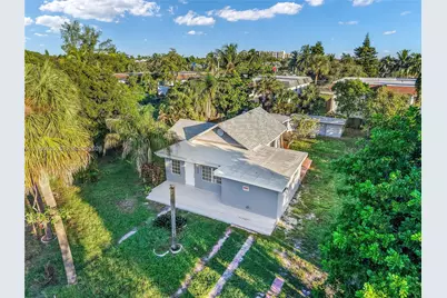 223 SW 1st Ct, Pompano Beach, FL 33060 - Photo 4