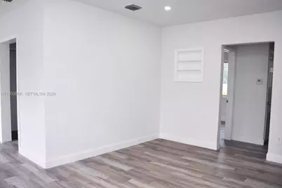 8201 Abbott Ave #1, Miami Beach, FL 33141 - Photo 4