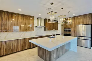 9083 Dupont Pl, Wellington, FL 33414 - Photo 2