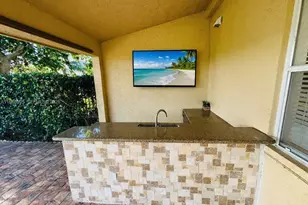 9083 Dupont Pl, Wellington, FL 33414 - Photo 16