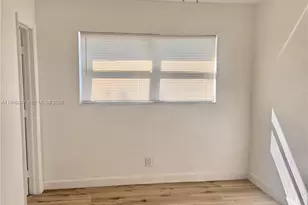 137 SW 5th Ct, Dania Beach, FL 33004 - Photo 2