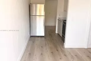 539 NW 1st Ave, Hallandale Beach, FL 33009 - Photo 2