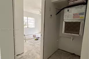 9421 SW 174th St, Palmetto Bay, FL 33157 - Photo 6