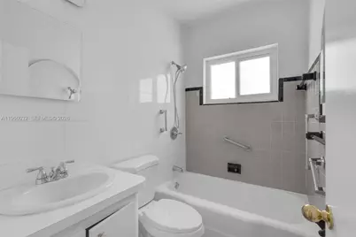 1763 NE 180th St, North Miami Beach, FL 33162 - Photo 18