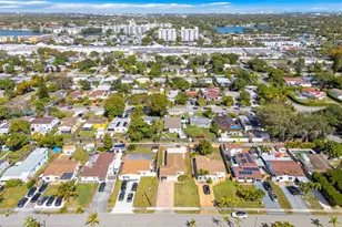 1763 NE 180th St, North Miami Beach, FL 33162 - Photo 34