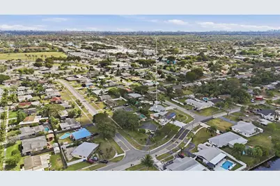 6213 NW 9th St, Margate, FL 33063 - Photo 32