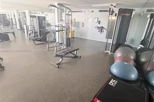 900 Bay Dr, Miami Beach, FL 33141 - Photo 18