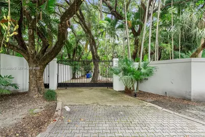 1951 Secoffee St, Miami, FL 33133 - Photo 26