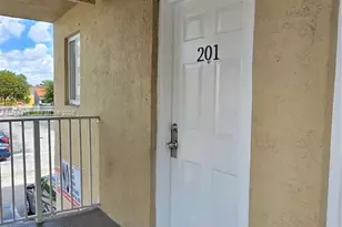 2630 W 76th St, Hialeah, FL 33016 - Photo 18