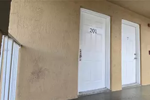 2630 W 76th St, Hialeah, FL 33016 - Photo 16