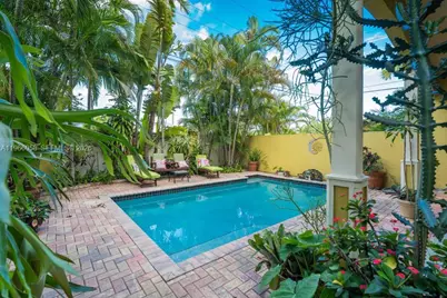 423 NE 23rd St, Wilton Manors, FL 33305 - Photo 22
